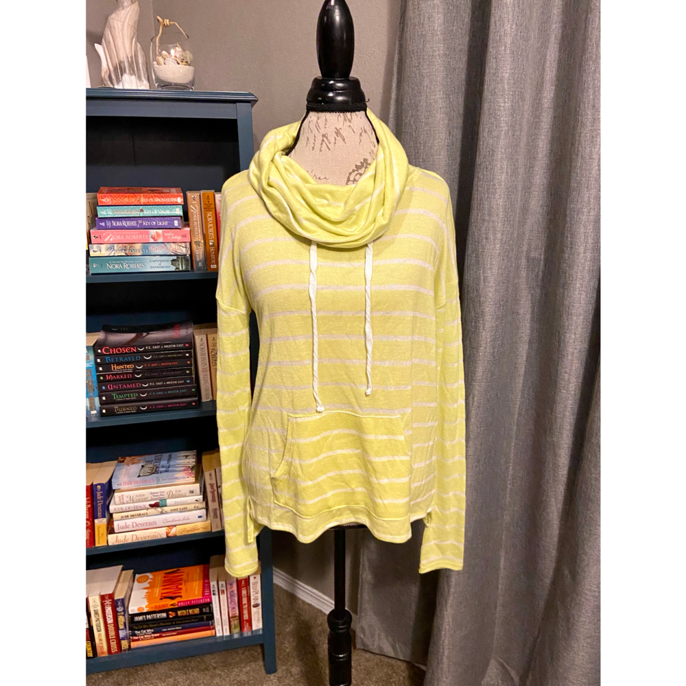 City Streets Woman’s Sweater